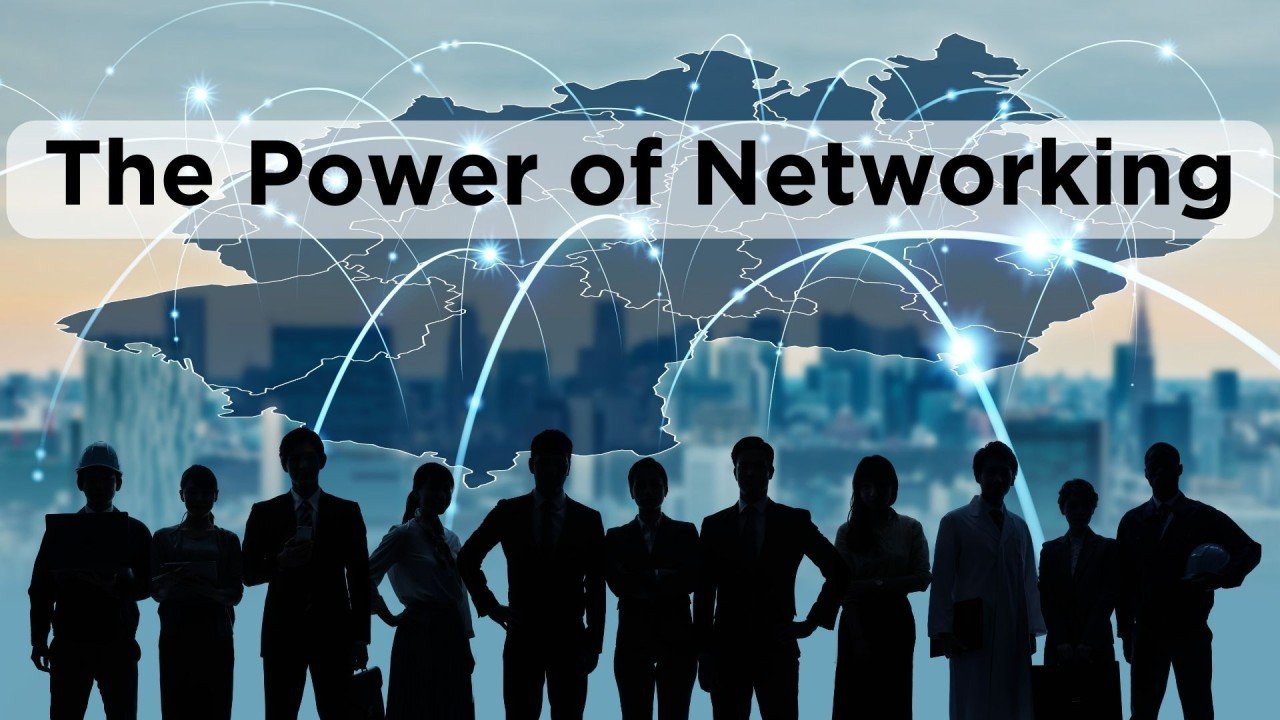 How can MBA students build strong networks